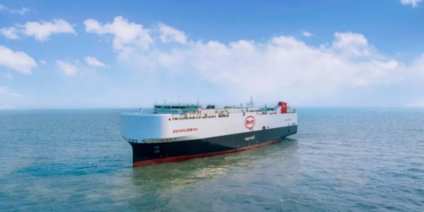 比亚迪汽车运输船首航！！！