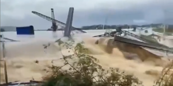 受强降雨、、洪水期影响华南部分航道封航